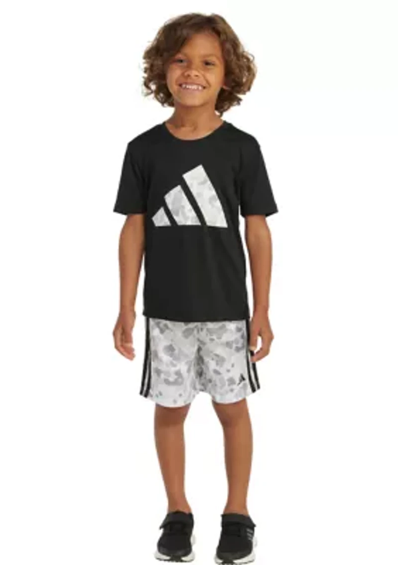 Boys 4-7 2 Piece Short Sleeve Polyester T-Shirt & Printed 3 Stripes Shorts Set