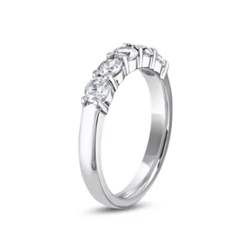 1/4CTW Diamond 10kt Gold White Ring