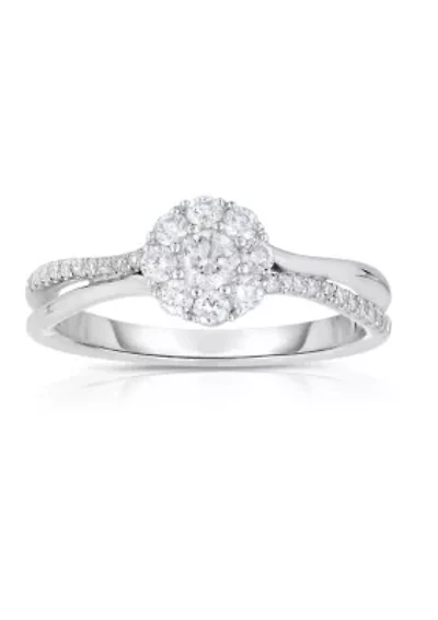 1/2 C.T.T.W Diamond 14Kt Gold Engagement Ring