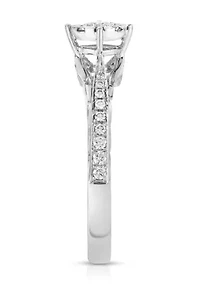 1/3 C.T.T.W Diamond 10Kt Gold Engagement Ring