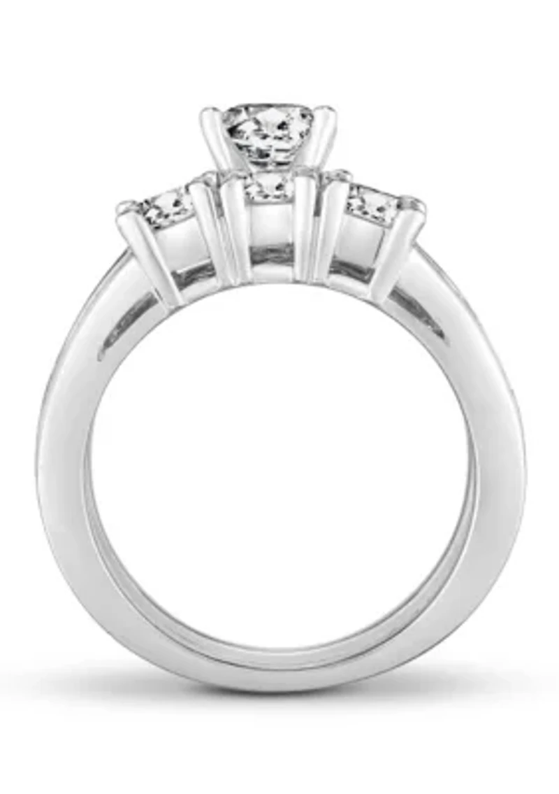 3 1/2 C.T.T.W Diamond 14Kt Gold Bridal Set