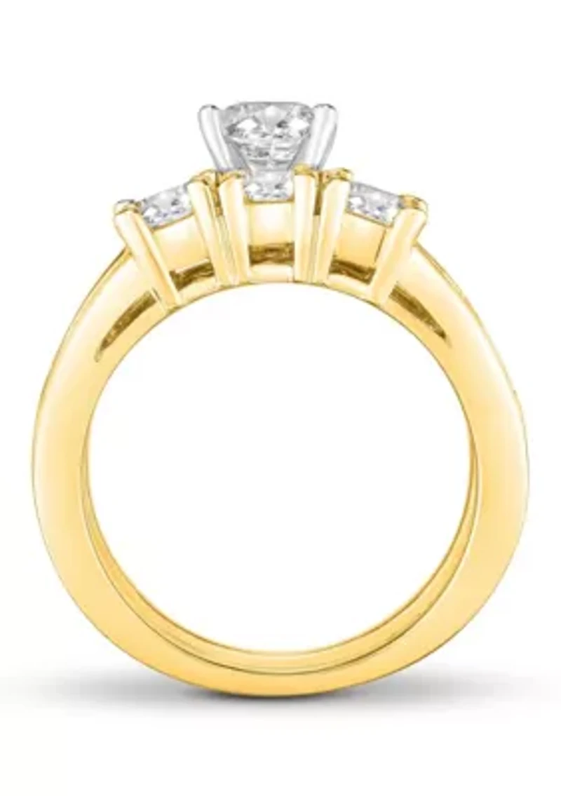 3 1/2 C.T.T.W Diamond 14Kt Gold Bridal Set