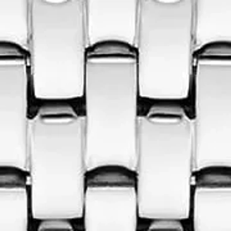 Caravelle Mens Modern Silver-Tone Stainless Steel Bracelet Watch 33mm