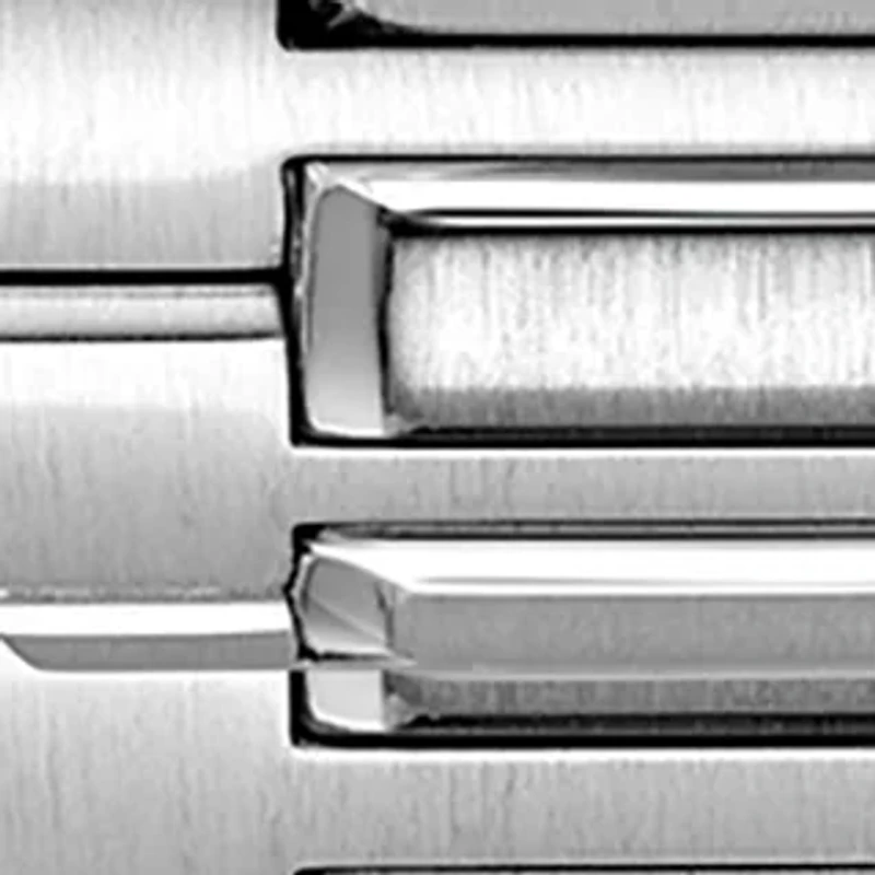 Men's Sport Luxury Endeavor Silver-Tone Stainless Steel Bracelet Watch