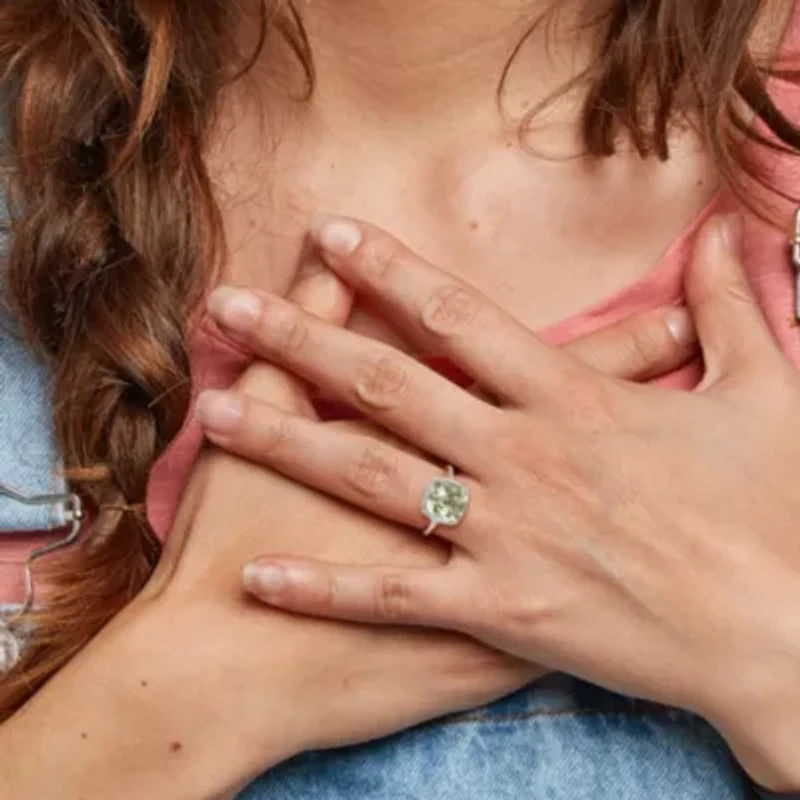 Green Quartz and 1/10 CT TW Diamond Halo Cocktail Ring 14k Yellow Gold