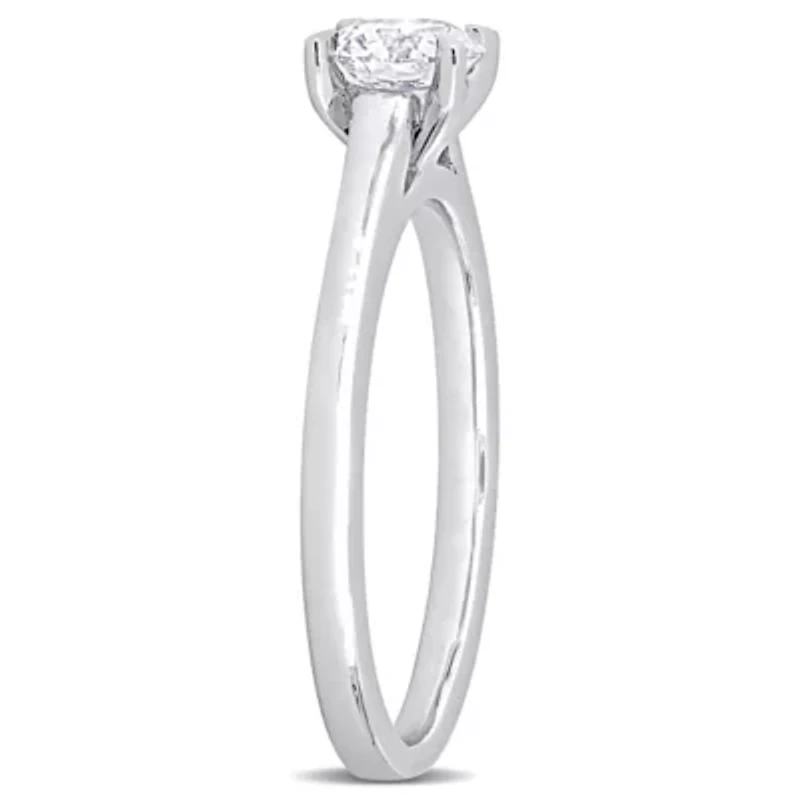 1/2 ct. t.w. Diamond Solitaire Engagement Ring Platinum
