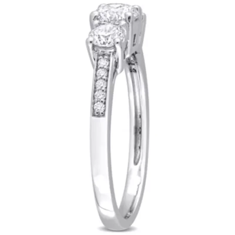 1 ct. t.w. Diamond 3-Stone Engagement Ring Platinum