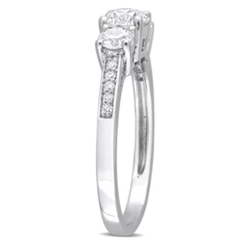 1 ct. t.w. Diamond 3-Stone Engagement Ring Platinum