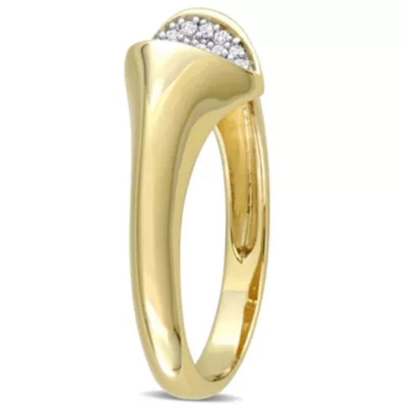 1/7 ct. t.w. Diamond Heart Cluster Ring 10K Yellow Gold