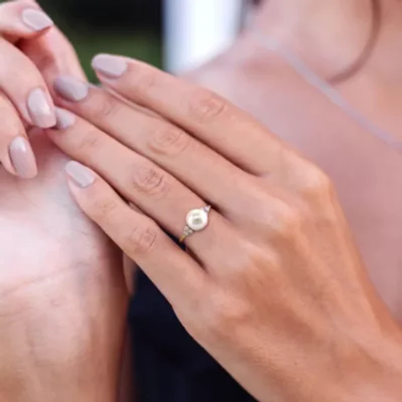 10k Yellow Gold Cultured Freshwater Pearl and Diamond Ring