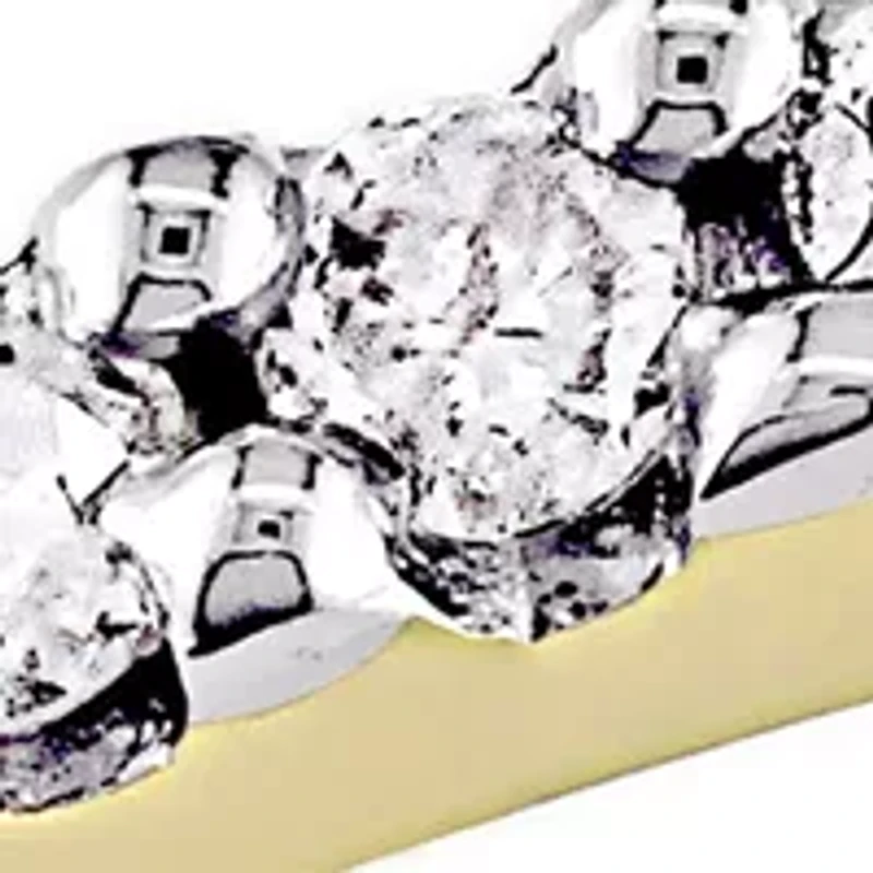 1/4 ct. t.w. Diamond Anniversary Band 10K Yellow Gold