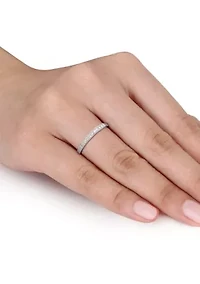 1/10 ct. t.w. Diamond Wedding Band 10K White Gold