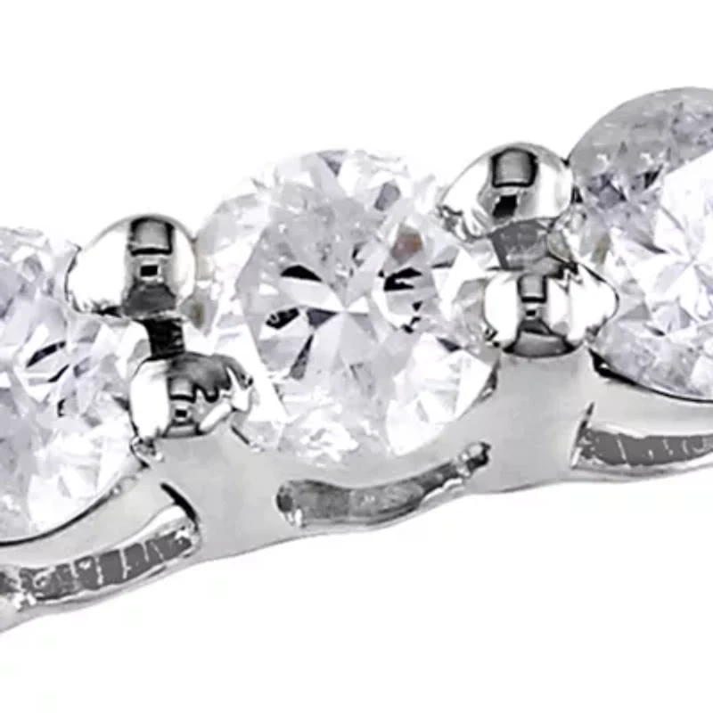 1/2 ct. t.w. Diamond Anniversary Band 10K White Gold
