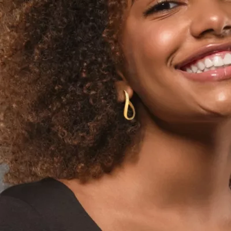 28mm Oval Twist Hoop Earrings in 14k Yellow Gold