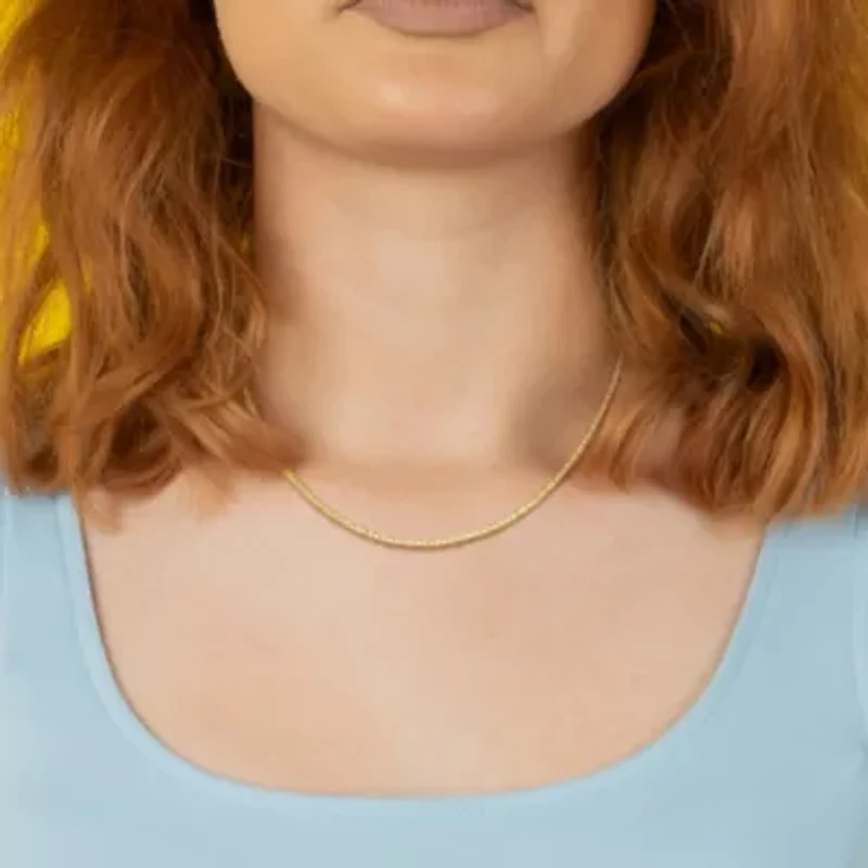 2MM Valentino Star Chain Necklace in 10K Yellow Gold