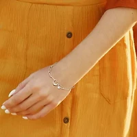 Paper Clip Link Bracelet with Heart Clasp in Sterling Silver - 9"