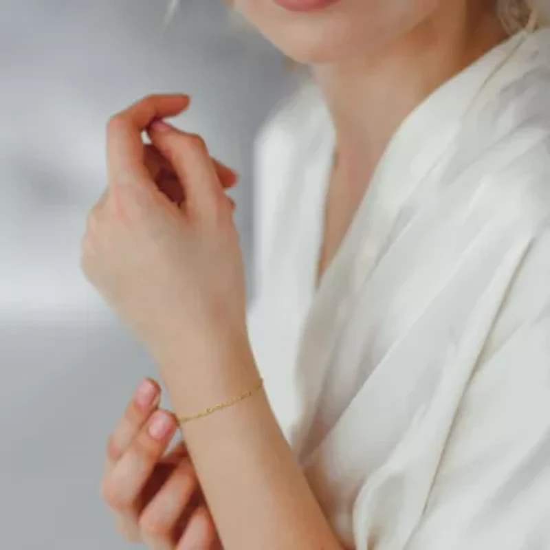 3MM Heart Link Bracelet in Yellow Plated Sterling Silver - 7.5"