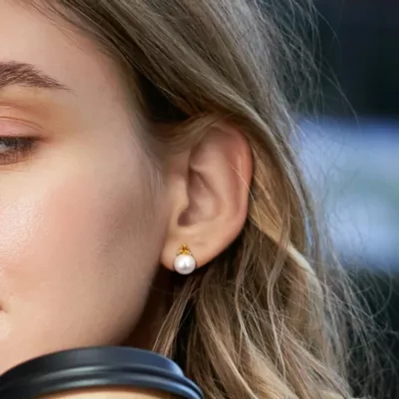 Freshwater Cultured Pearl and Citrine Stud Earrings in 10K White Gold