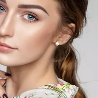 2-Pc Set of Freshwater Cultured Pearl and Sky Blue Topaz Stud Earrings and Pendant with Chain in 10K White Gold