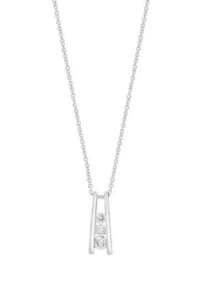  14K White Gold Diamond Pendant Necklace