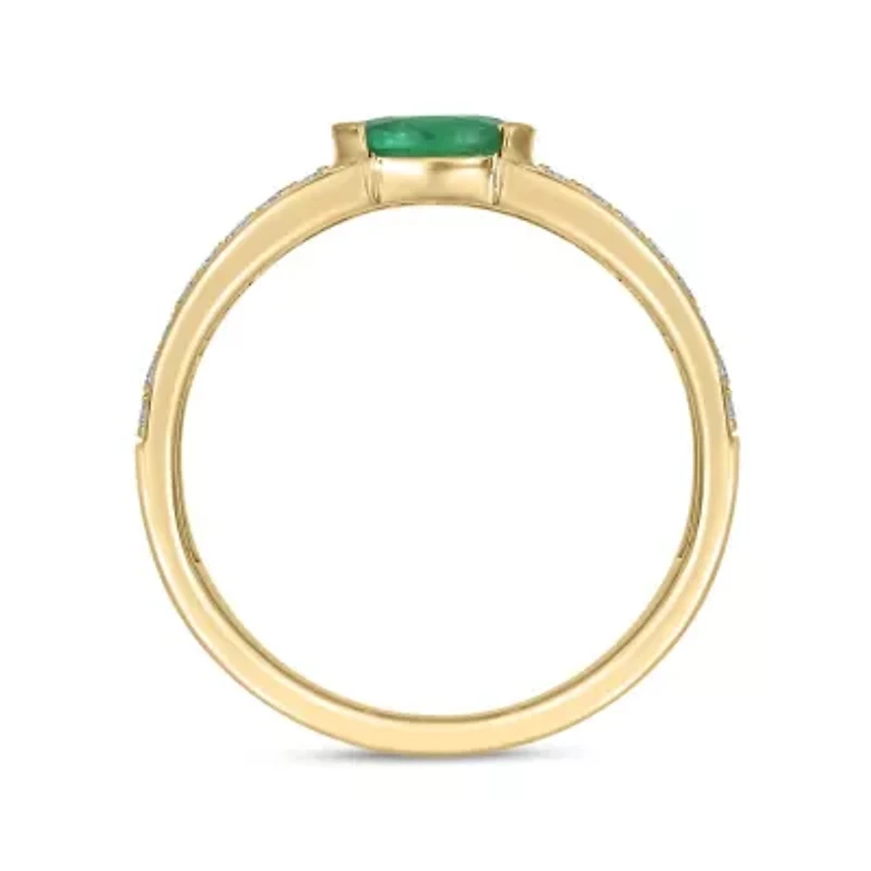 5/8 ct.t.w. Diamond Natural Ovel Shape Emerald  Anniversary Band 14KT Yellow Gold