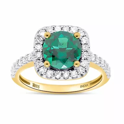 Lab Created 8.00 MM Round Emerald and 3/8CTTW Grown Diamond Ring.