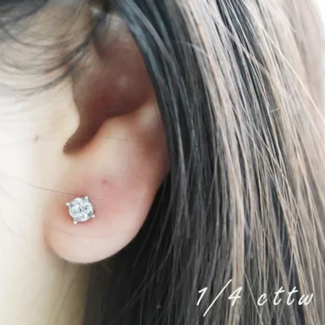 Royal Aura 1/4Ctw Round Diamond Women Stud Earrings Set in 925