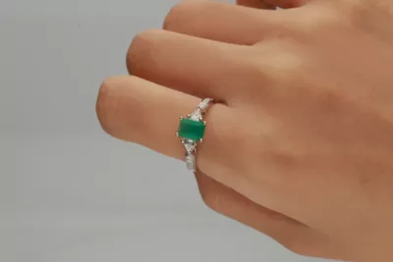 EMERALD Ring 10K WHITE GOLD