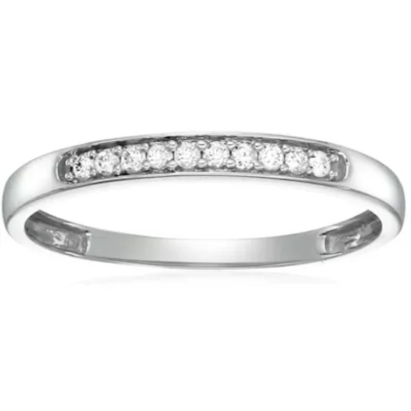 1/10 ct. t.w. Diamond Wedding Band 10K White Gold
