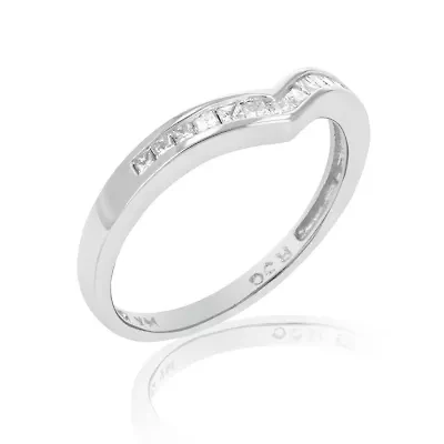 1/ ct. t.w. Diamond Wedding Band in 14K Gold