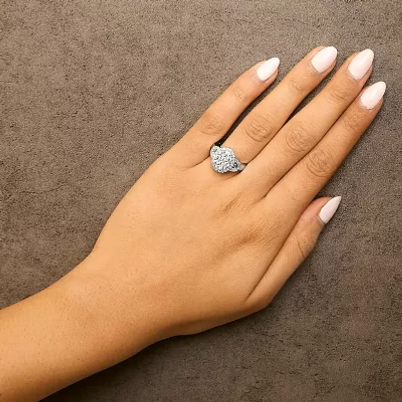 10K White Gold 1.0 Cttw Diamond Statement Ring