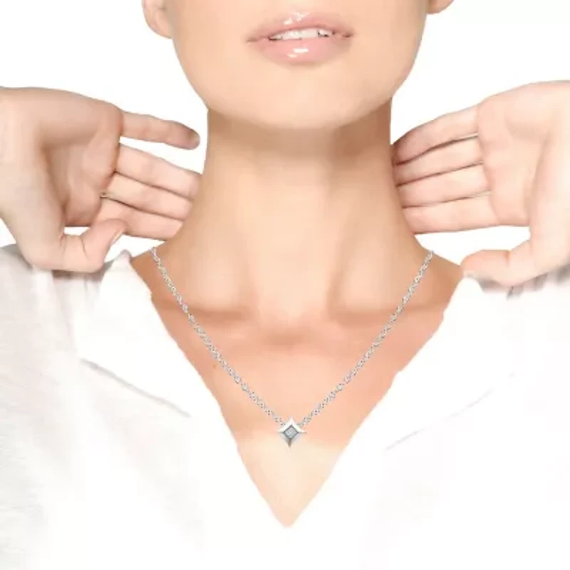 10K Gold 1/5 Cttw Diamond Kite Shaped Solitaire Pendent Necklace