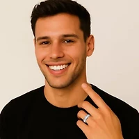 Men's 1/8 cttw Round Genuine Diamond Platinum-plated Silver Wedding Ring