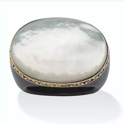 Oval-Shaped Mother-Of-Pearl Black Jade Greek Key Ring 14k Gold
