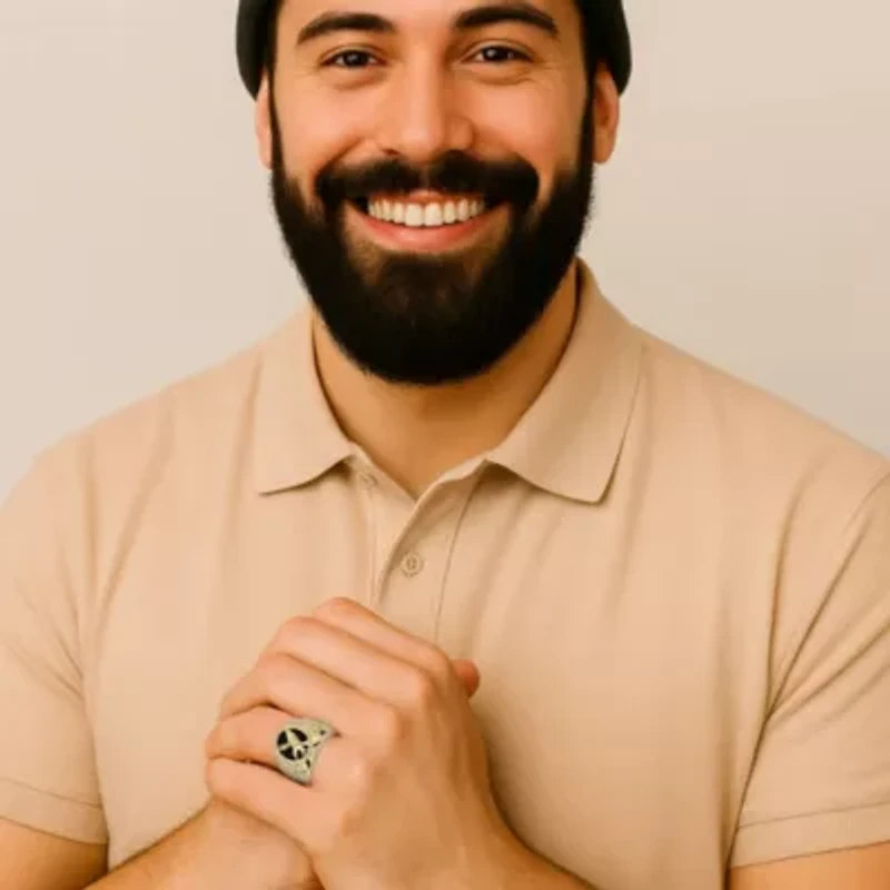 Men's Oval-Shaped Genuine Onyx 14k Gold-plated Sterling Silver Eagle Ring