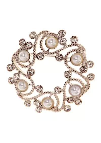 Boxed Wreath Pin