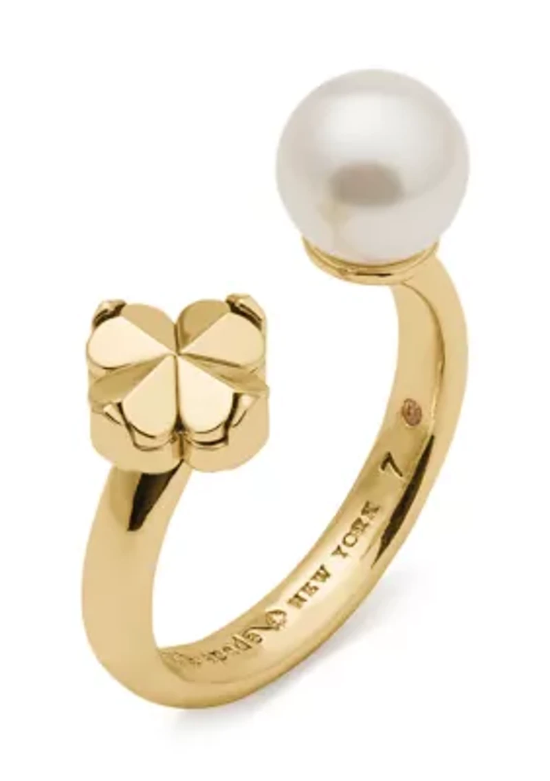 Clover Gold Tone Ring