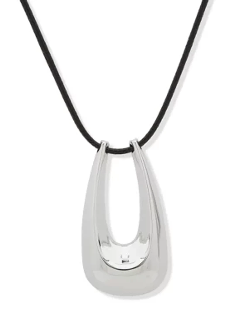 Silver Tone Pendant Necklace