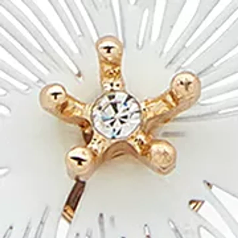 Gold Tone Flower Pendant Necklace