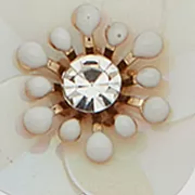 Gold Tone White Flower Cluster Frontal Necklace