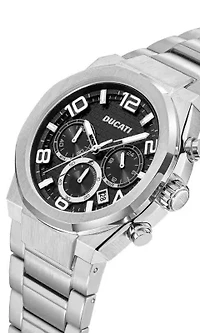 Chronograph Quartz Watch With Metal Bracelet Black Dial 44Mm Case