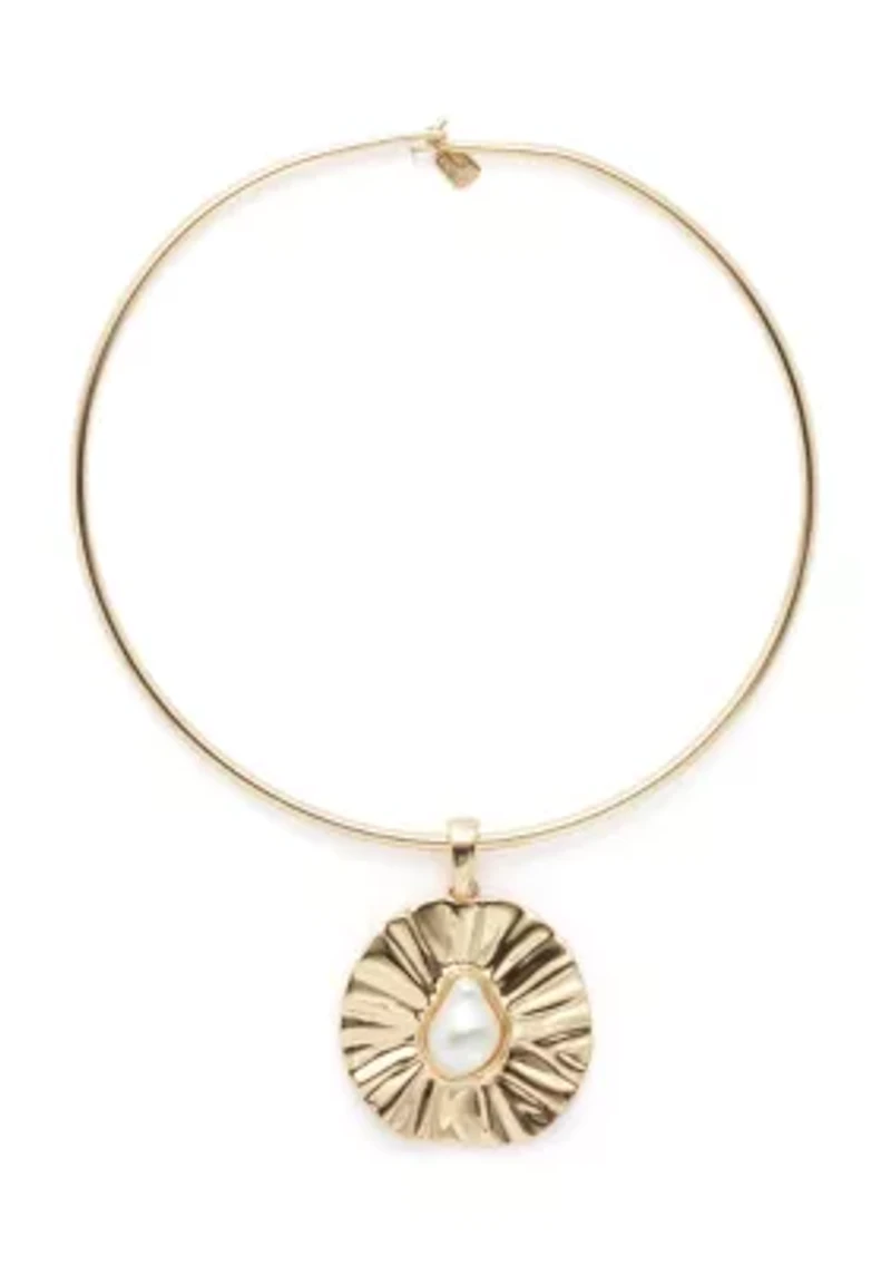 Textured Coin Pearl Pendant Wire Necklace