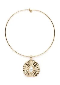 Textured Coin Pearl Pendant Wire Necklace