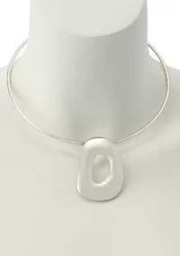 Sculpted Link Pendant Wire Collar Necklace