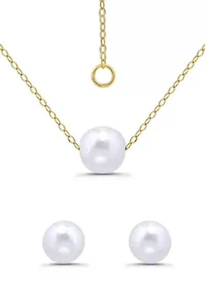 Freshwater Pearl Necklace and Stud Earring Set