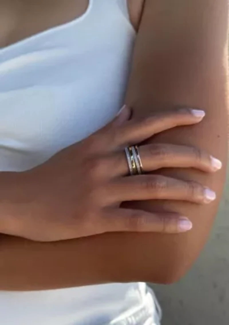 Mixed Metal Connected 4-Piece Ring Stack