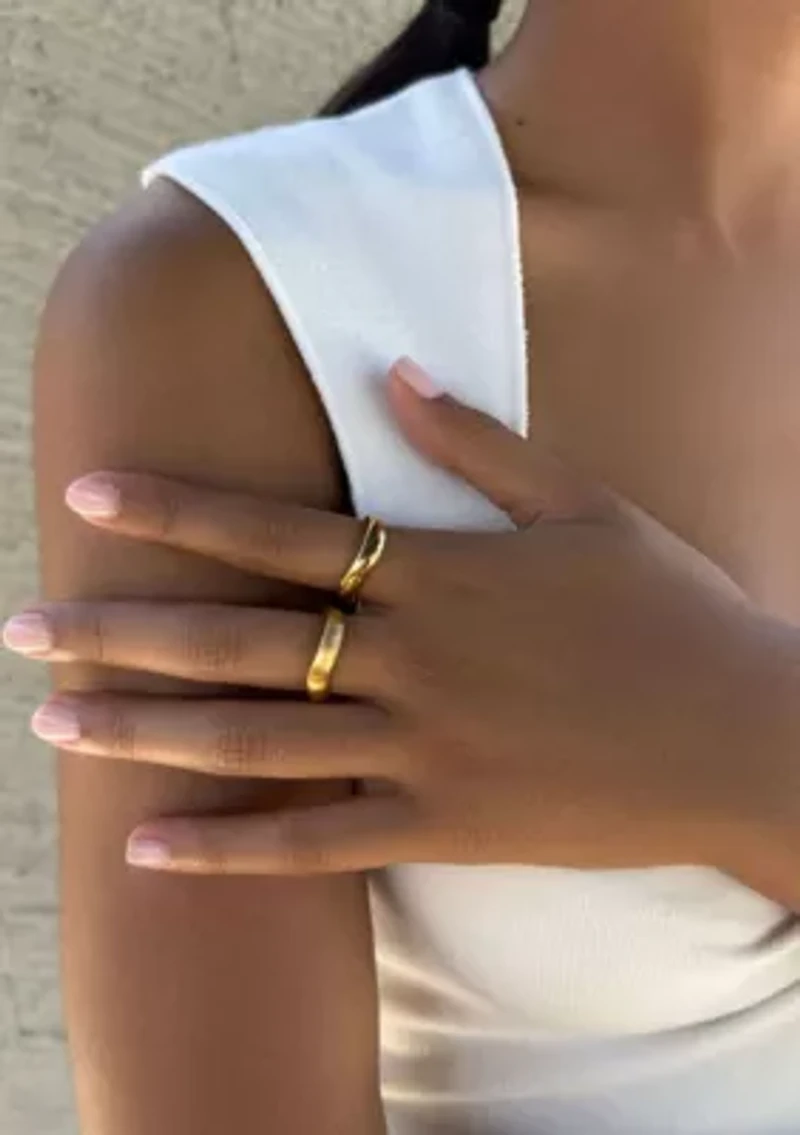 Tarnish Resistant 18k Gold Plated Nesting Curved Band Set