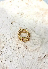 Tarnish Resistant 18k Gold Plated Three Band Connected Ring Set