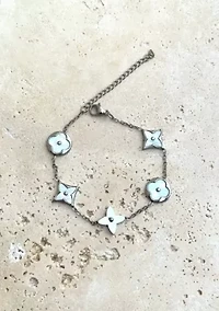 Tarnish Resistant Silver Plated Mixed Flower Pearlescent Bracelet