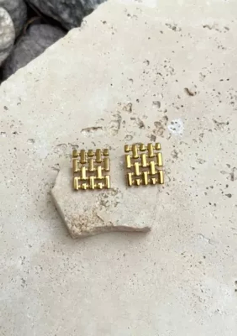 Tarnish Resistant 18k Gold Plated Grid Studs